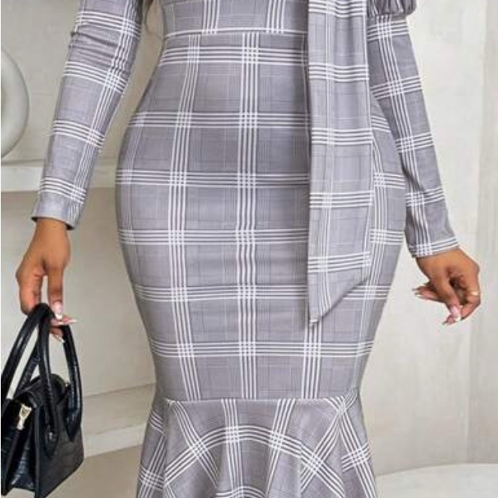 SHEIN Elegant Gray Checkered Dress